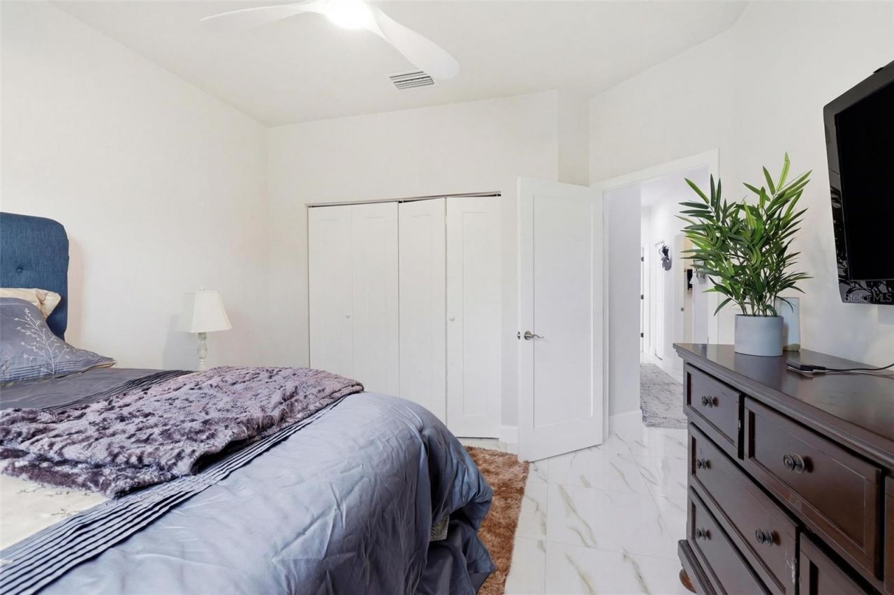 1026 W Beresford Road , Deland, FL 32720 Photo