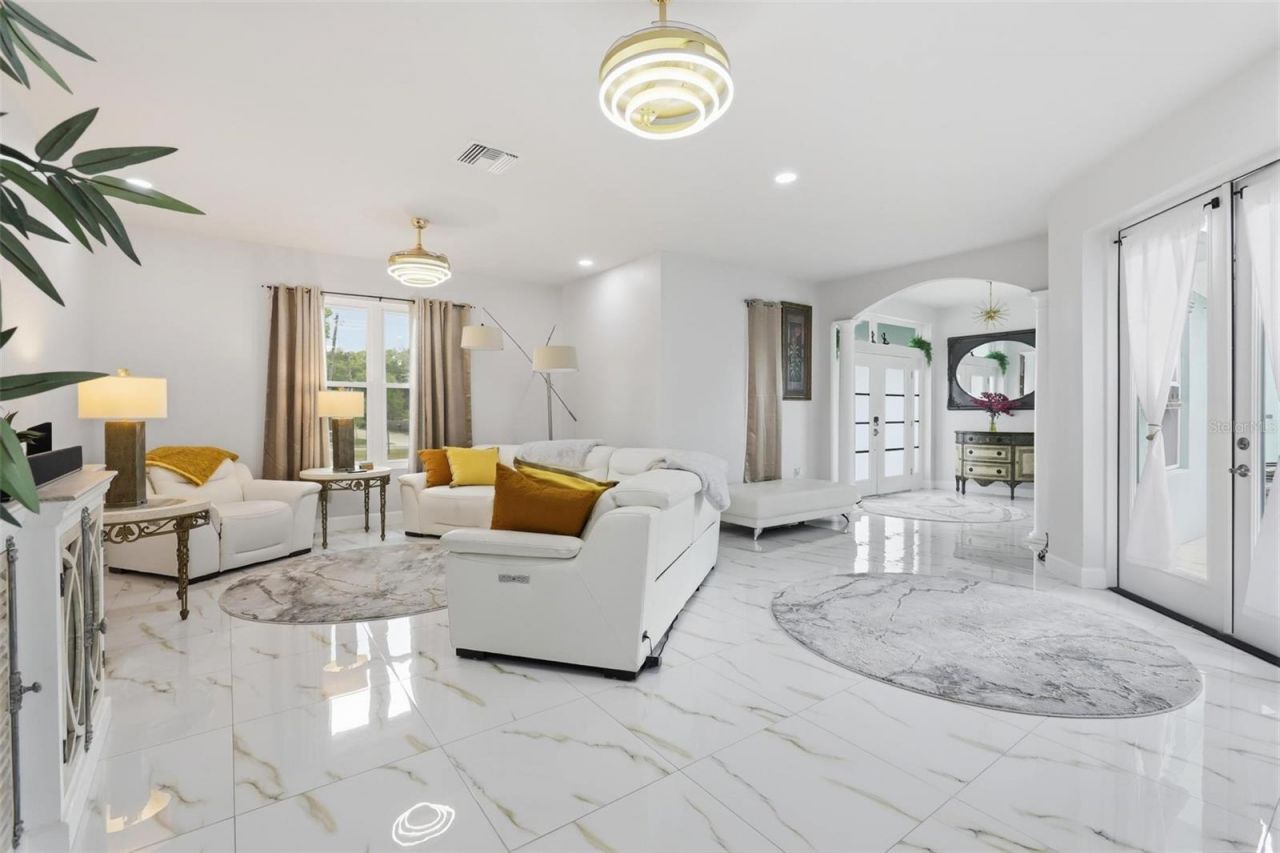 1026 W Beresford Road , Deland, FL 32720 Photo