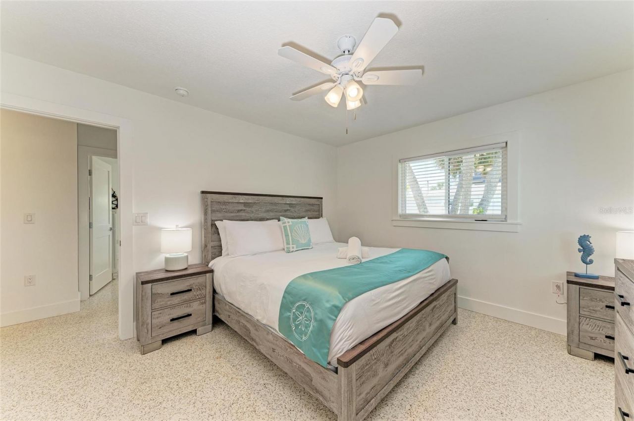 165 Crescent Drive, Anna Maria, FL 34216 Photo