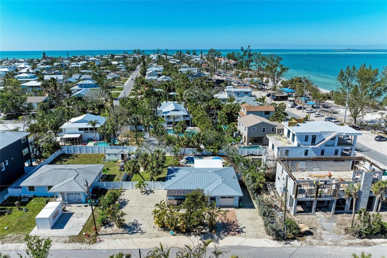 165 Crescent Drive, Anna Maria, FL 34216 Photo