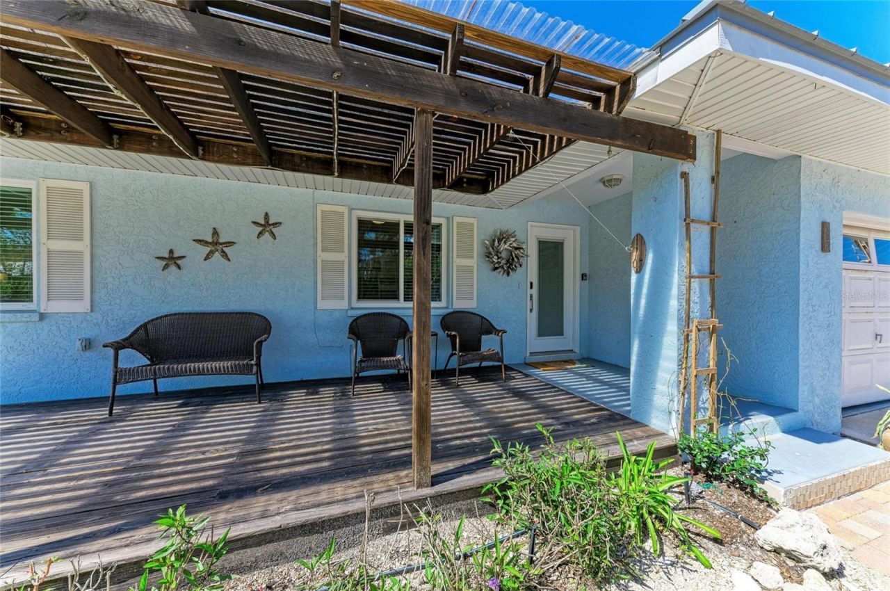 165 Crescent Drive, Anna Maria, FL 34216 Photo