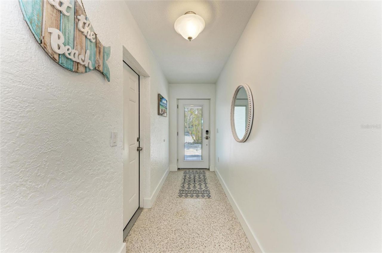 165 Crescent Drive, Anna Maria, FL 34216 Photo