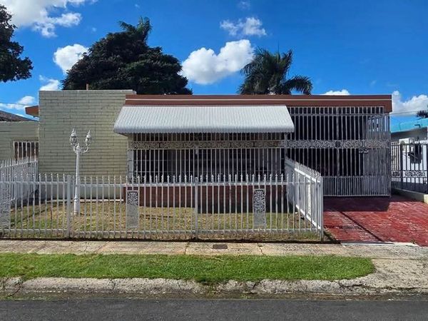 Calle 17 Y 10 EXT VILLA RICA, BAYAMON, PR 00956