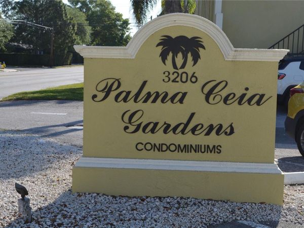 3206 W AZEELE STREET , Unit 227, TAMPA, FL 33609