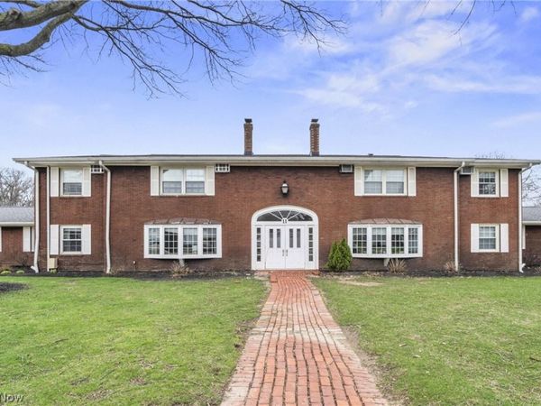 11 Meadowlawn Drive , Unit 1, Mentor, OH 44060