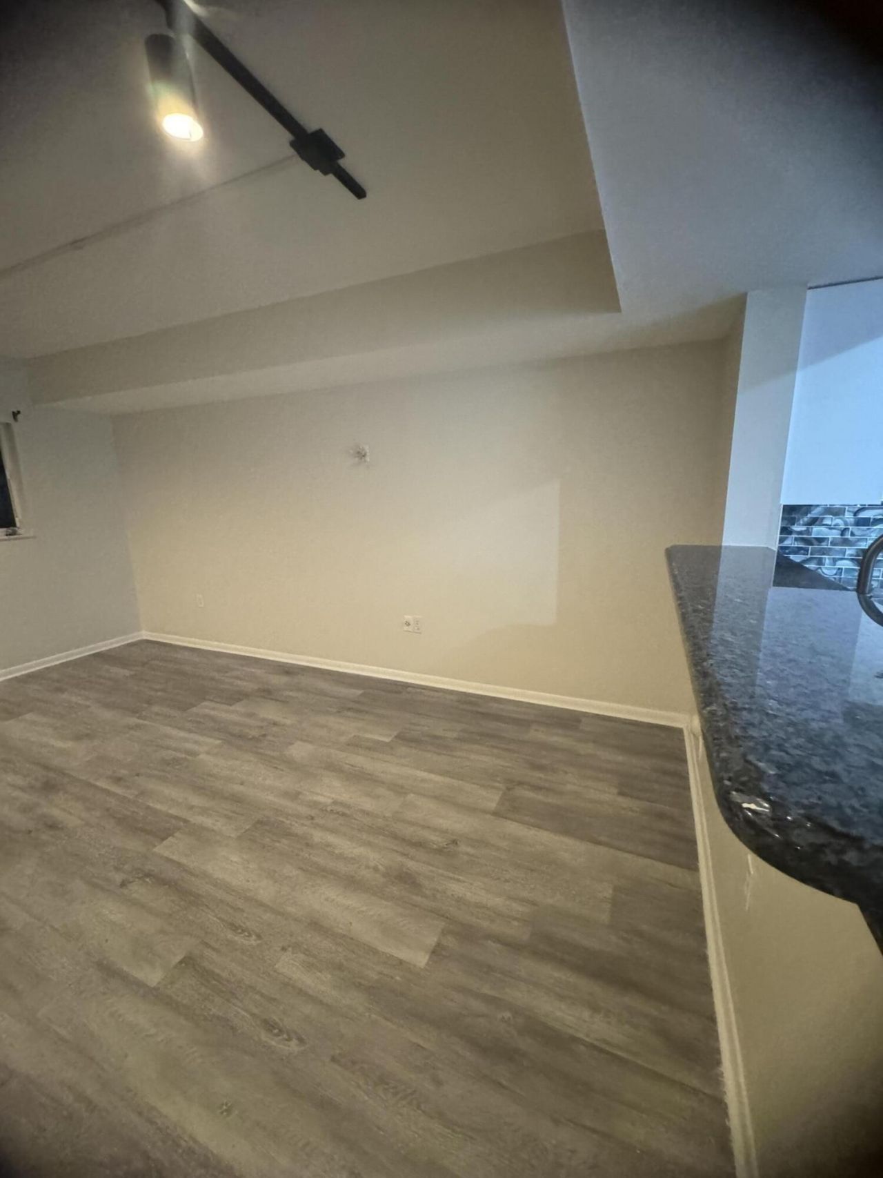 20818 San Simeon Way, Unit 106, Miami, FL 33179 Photo