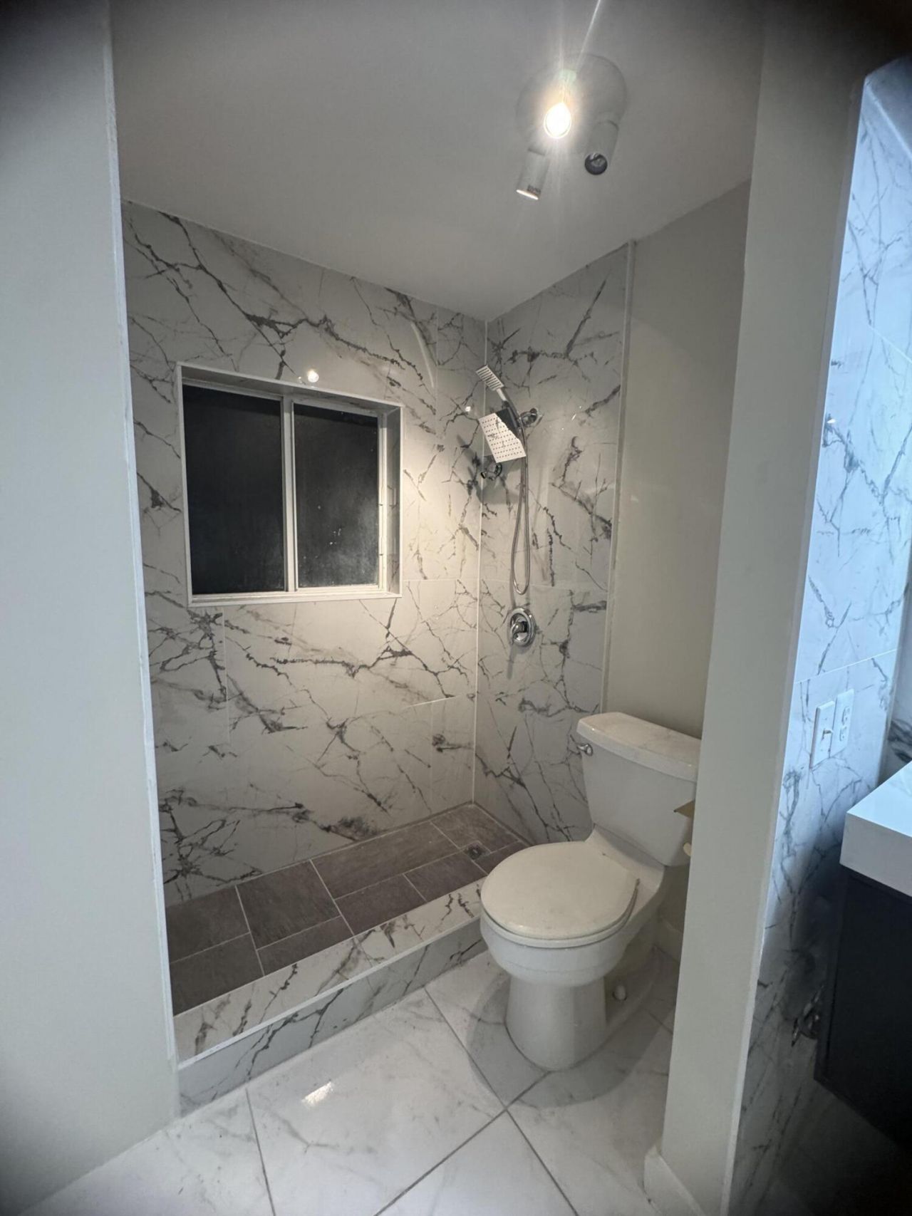 20818 San Simeon Way, Unit 106, Miami, FL 33179 Photo