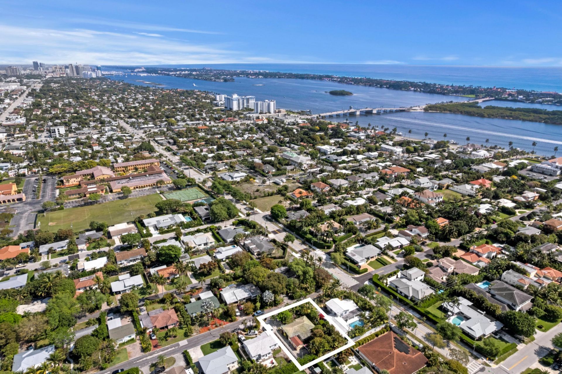 310 Russlyn Drive, West Palm Beach, FL 33405 Photo