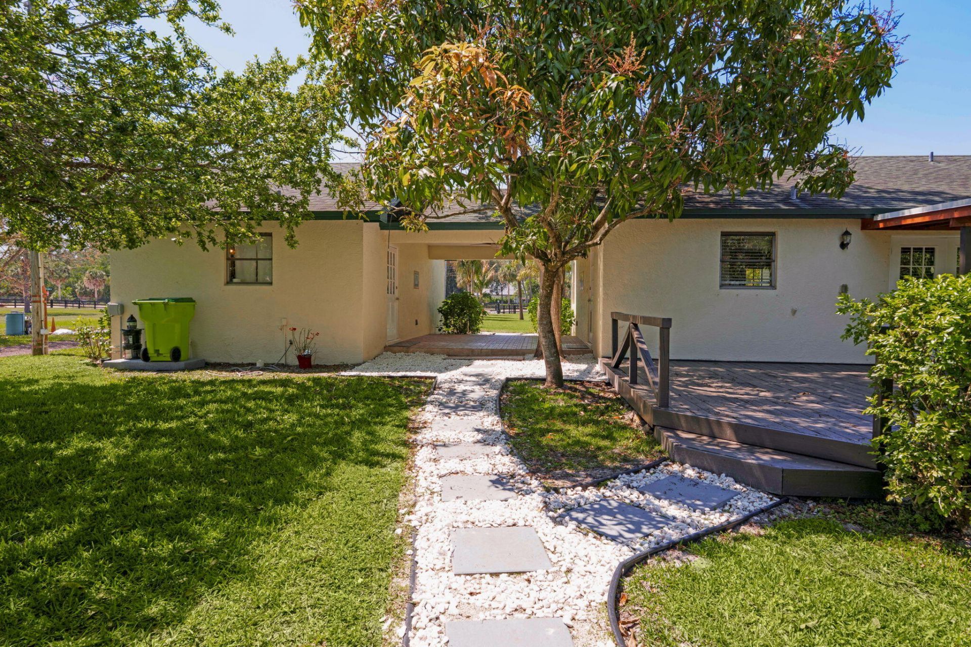 1230 F Road, Loxahatchee Groves, FL 33470 Photo