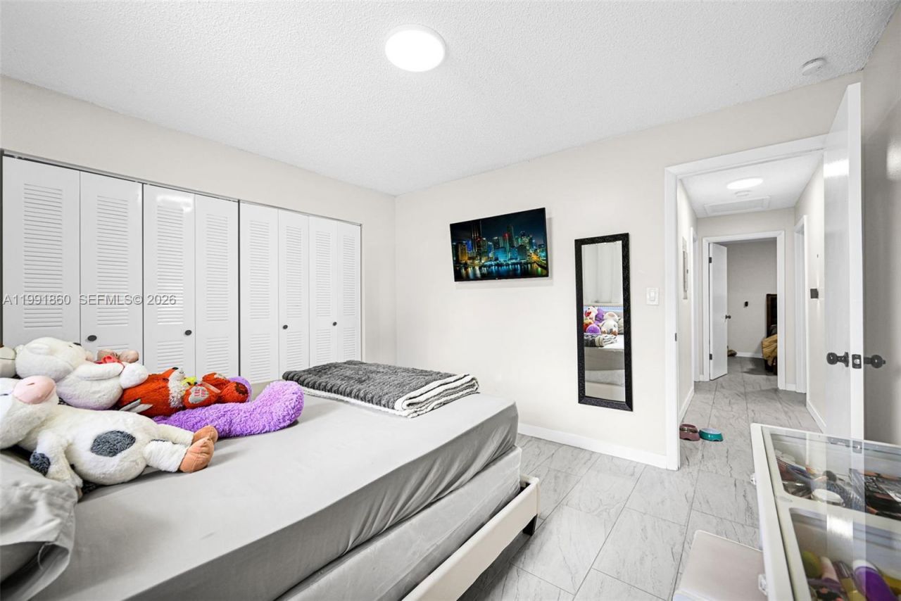 2934 NW 94th St , Miami, FL 33147 Photo