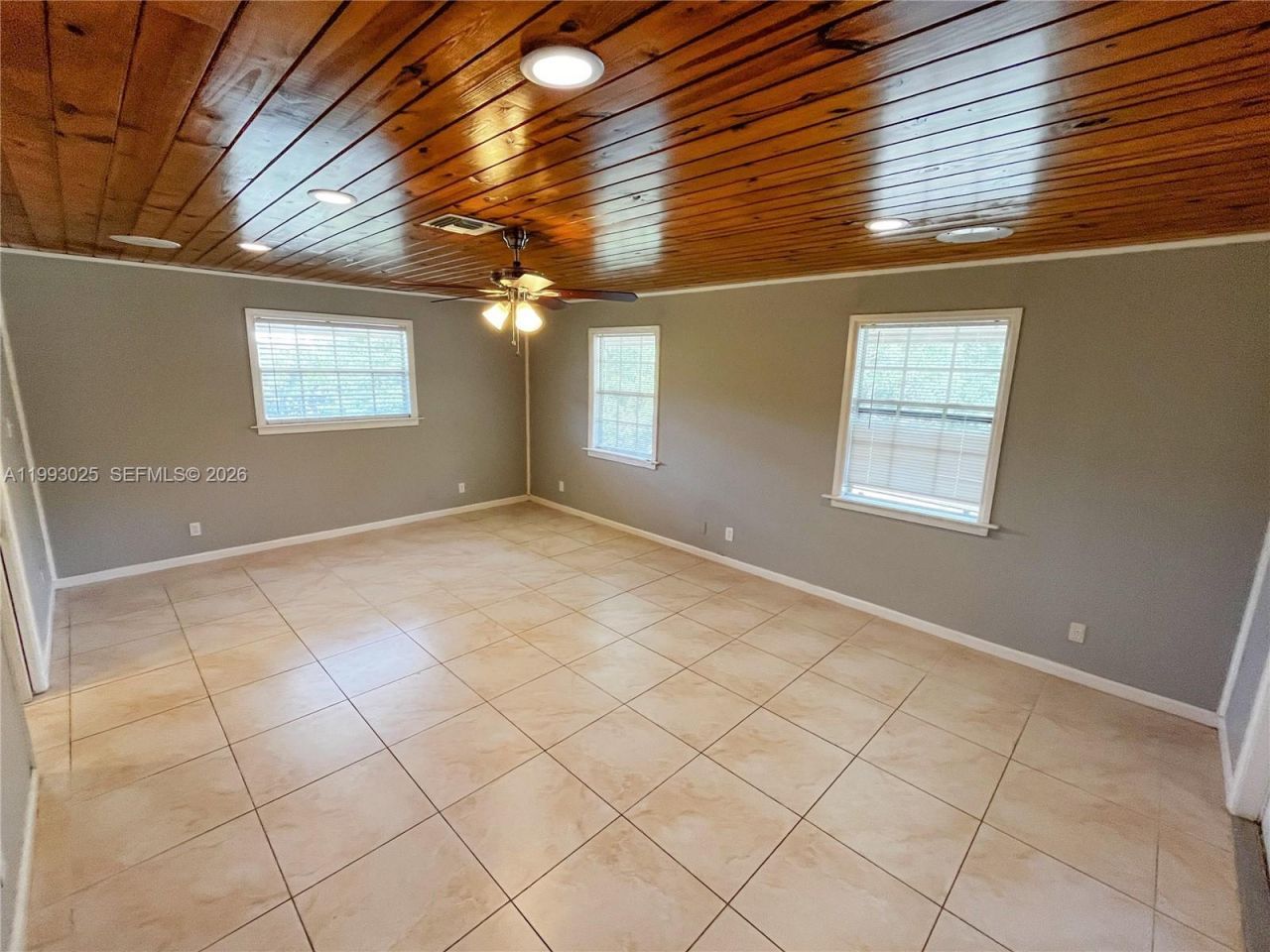 13587 N 77th Pl N, West Palm Beach, FL 33412 Photo