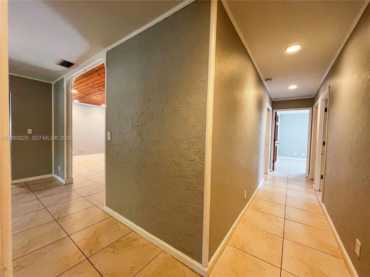 13587 N 77th Pl N, West Palm Beach, FL 33412 Photo