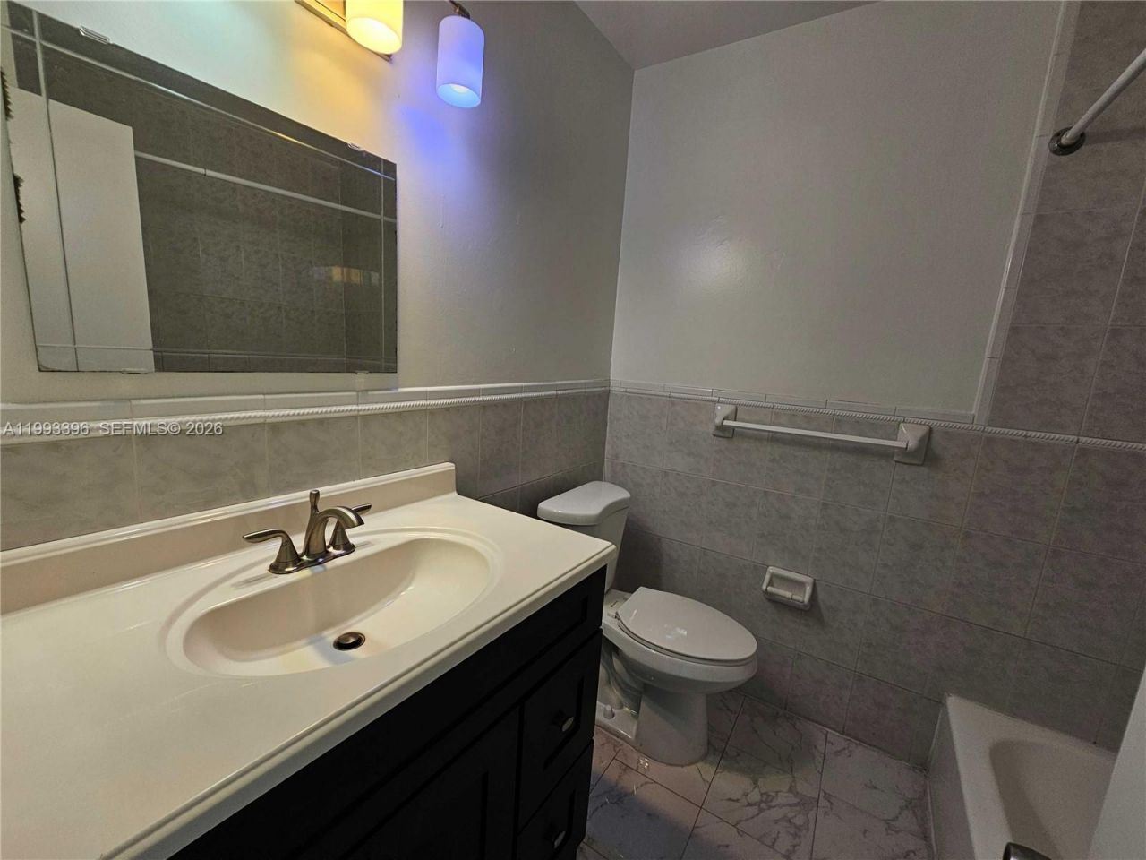 8027 NW 8th St, Unit 17, Miami, FL 33126 Photo