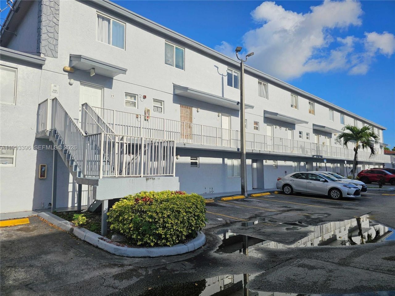 8027 NW 8th St, Unit 17, Miami, FL 33126 Photo