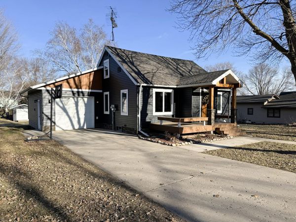 513 Larson Avenue , Ashby, MN 56309
