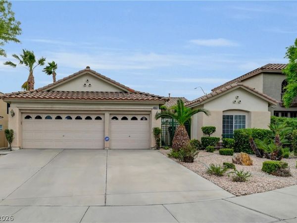 8421 Willow Point Court , Las Vegas, NV 89128