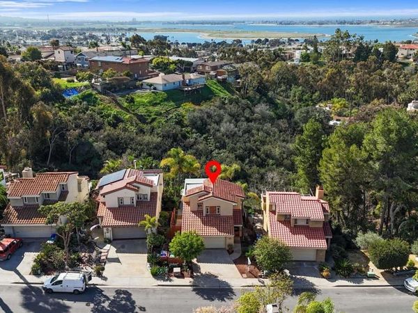 4737 Edison St., San Diego, CA 92117