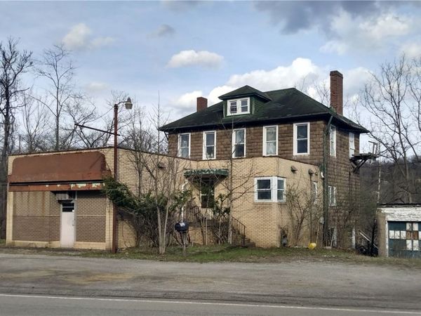 1924 Universal Road , Penn Hills, PA 15235