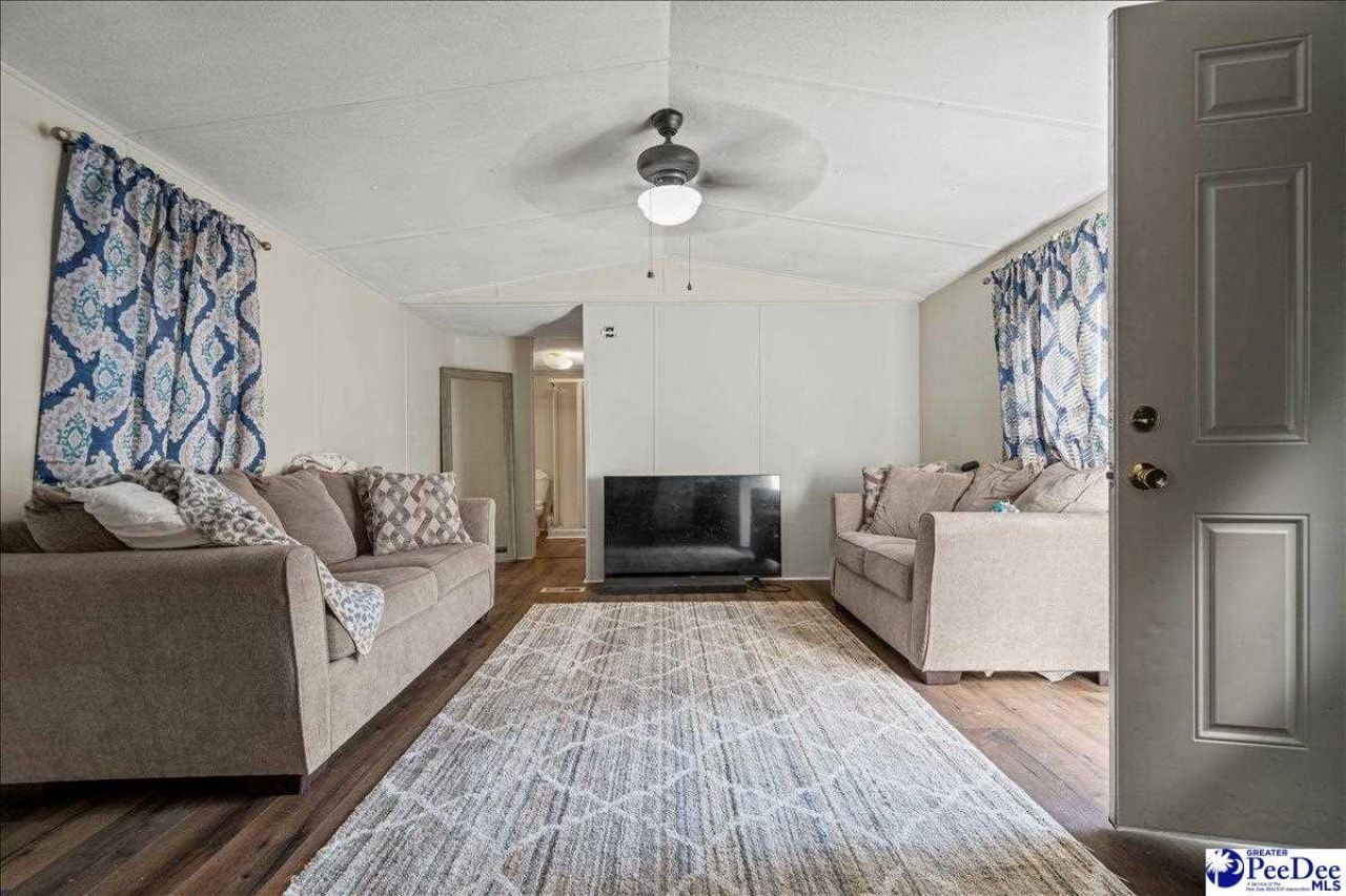 3103 Meadowbrook Dr Photo 9