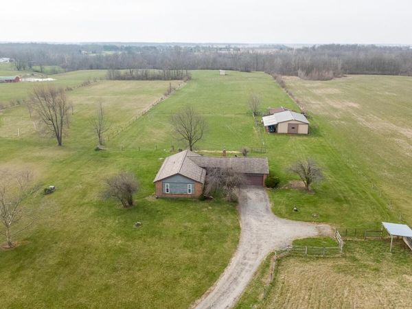 4401 Big Plain-Circleville Road , London, OH 43140