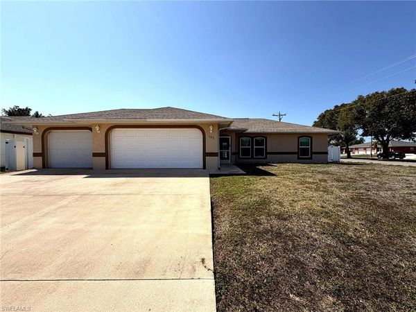 102 SE 43rd LN , CAPE CORAL, FL 33904