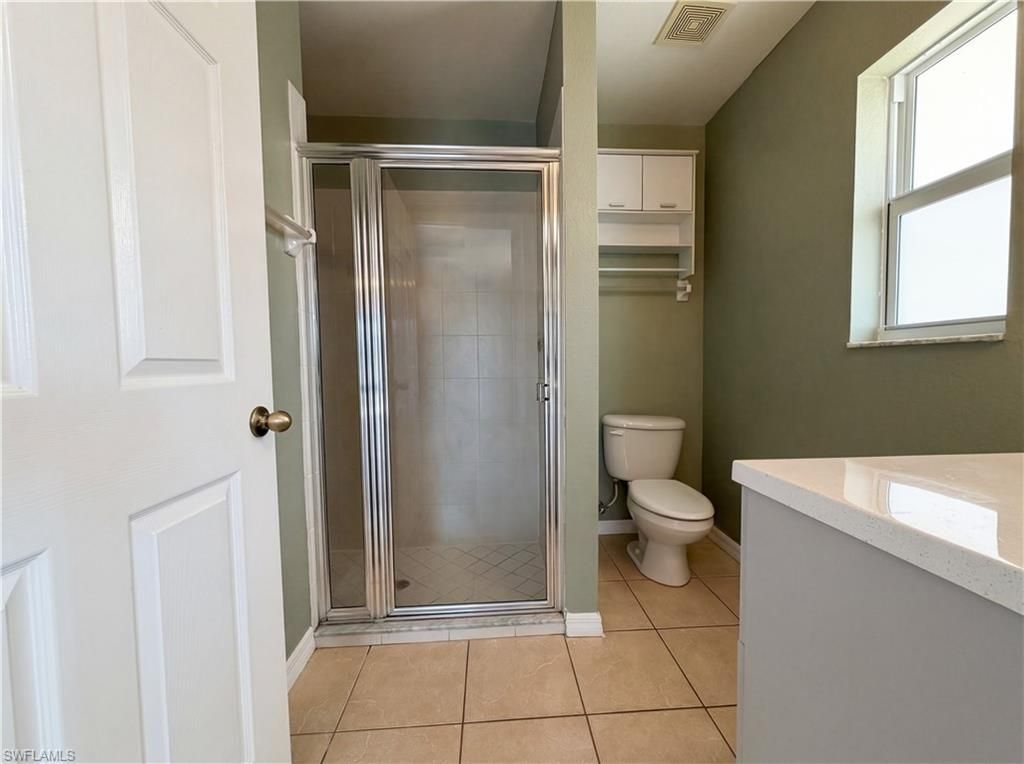102 SE 43rd Ln, Cape Coral, FL 33904 Photo