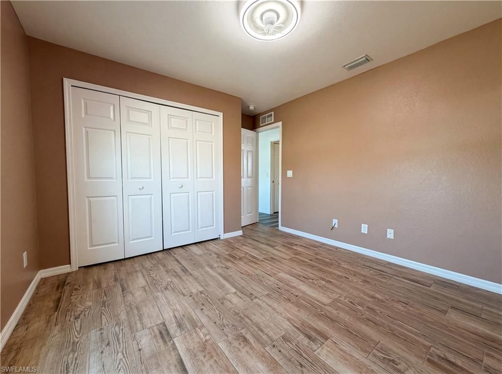 102 SE 43rd Ln, Cape Coral, FL 33904 Photo