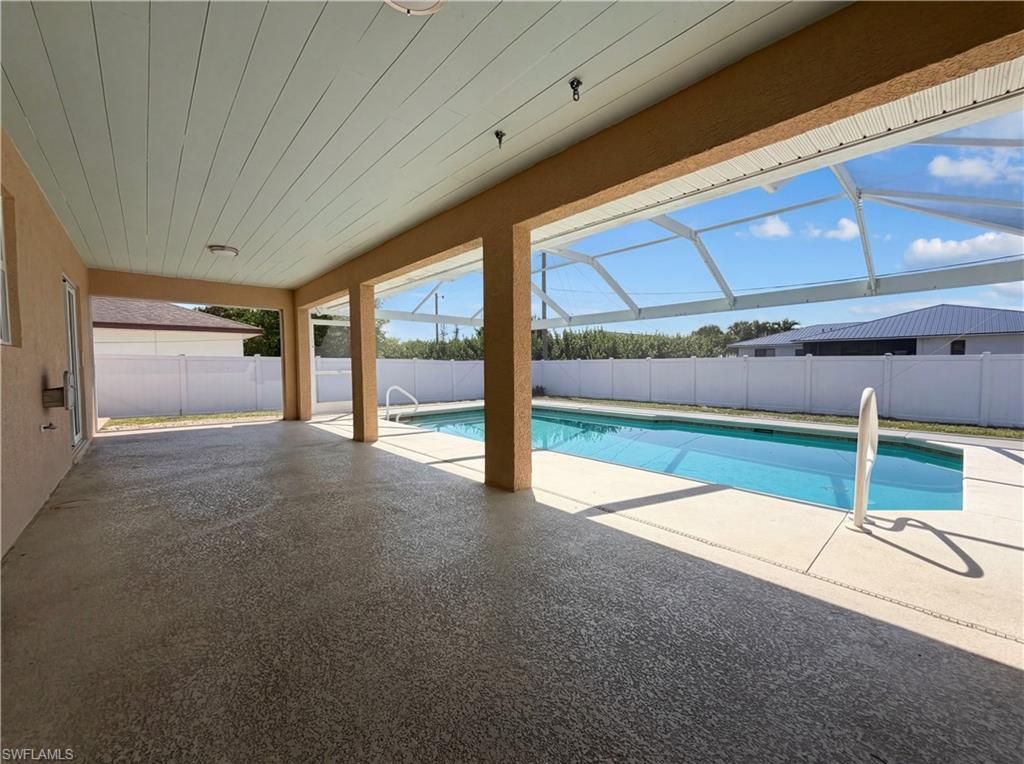 102 SE 43rd Ln, Cape Coral, FL 33904 Photo