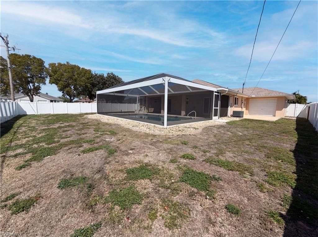 102 SE 43rd Ln, Cape Coral, FL 33904 Photo