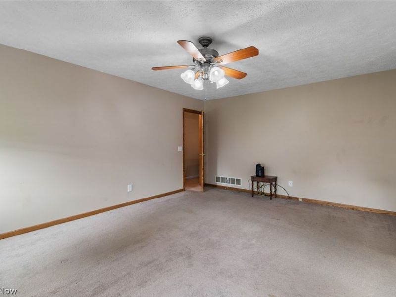 2187 Old Elm Street NE, Canton, OH 44721 Photo 11