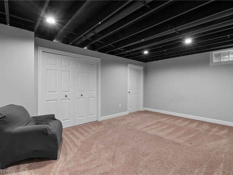 2187 Old Elm Street NE, Canton, OH 44721 Photo 21