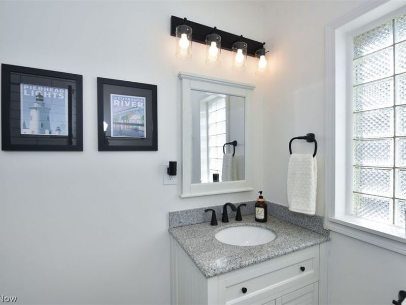 1712 Wright, Rocky River, OH 44116 Photo 18