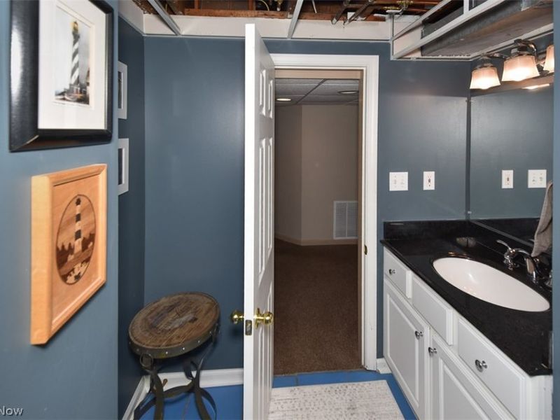 1712 Wright, Rocky River, OH 44116 Photo 36