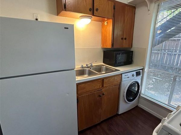1011 W 23rd ST, Unit 102, Austin, TX 78705