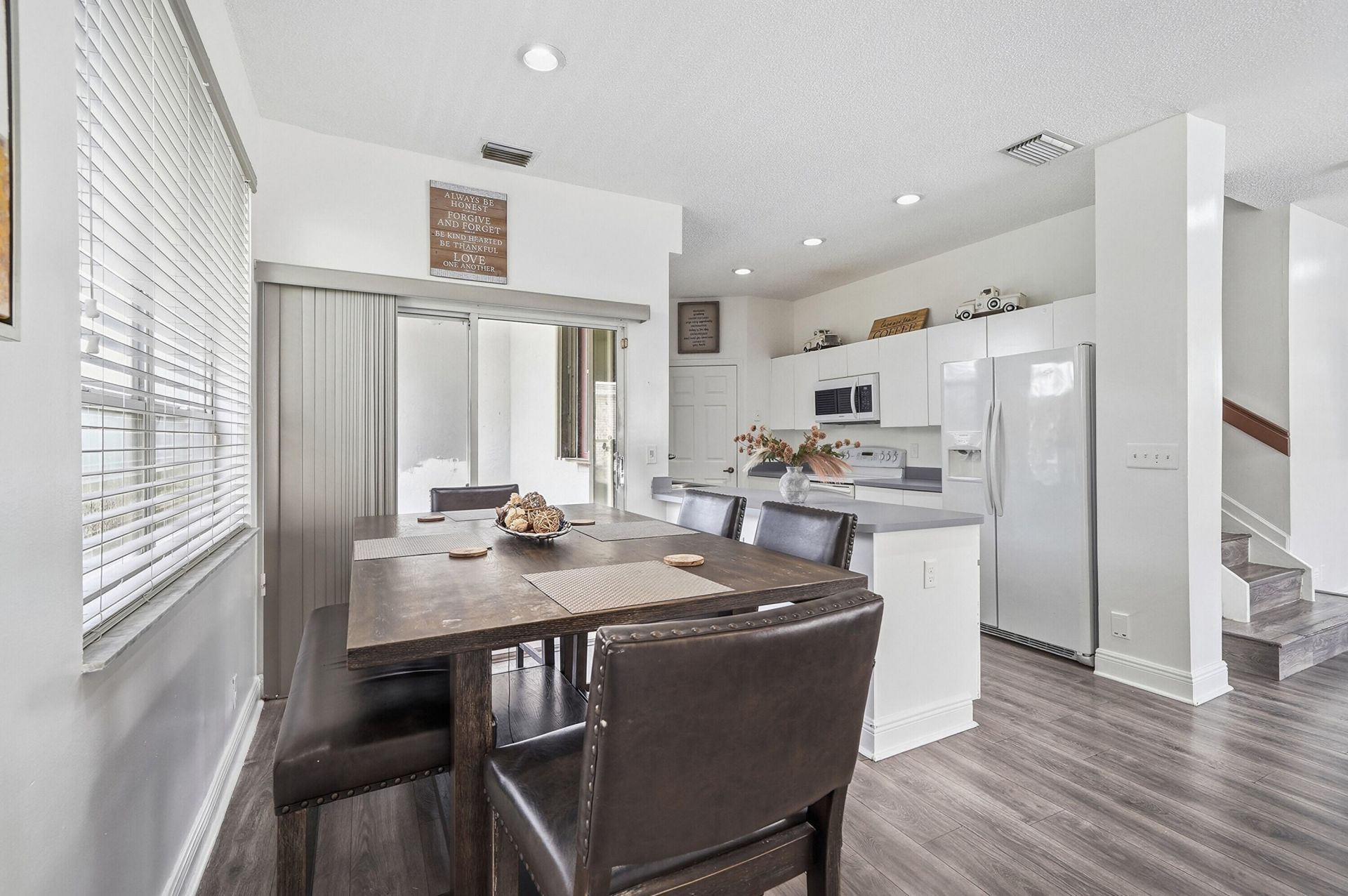 9378 NW 8th Circle, Plantation, FL 33324 Photo