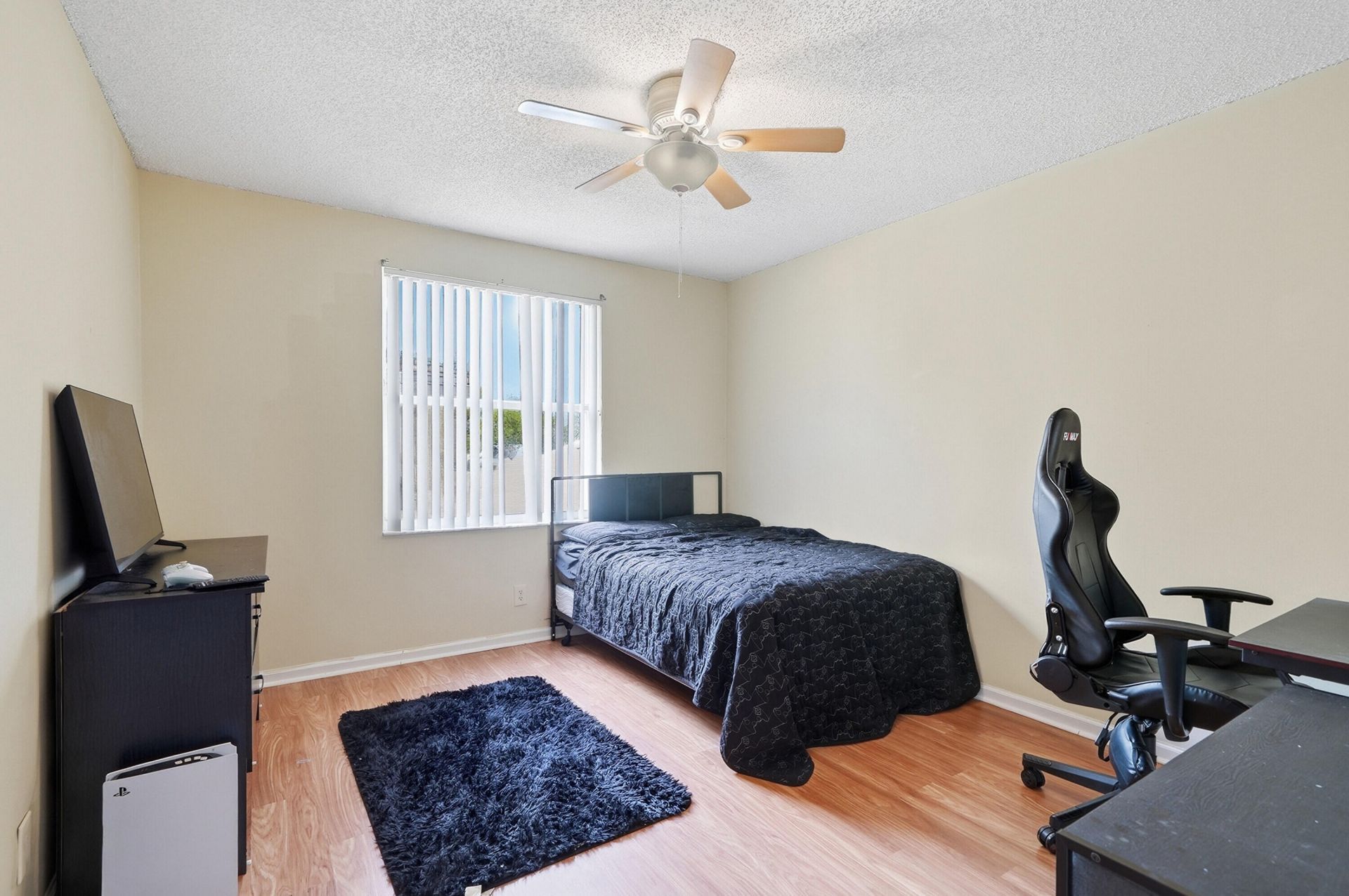 9378 NW 8th Circle, Plantation, FL 33324 Photo