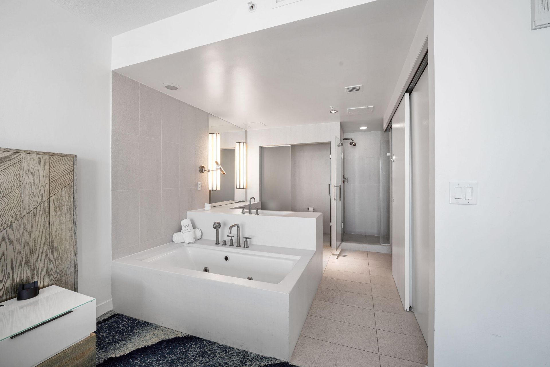 3101 Bayshore Drive, Fort Lauderdale, FL 33304 Photo