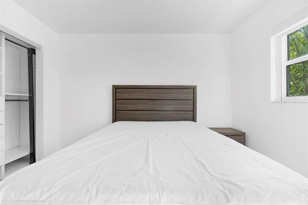 1439 S Ocean Boulevard, Unit 215, Lauderdale by the Sea, FL 33062 Photo