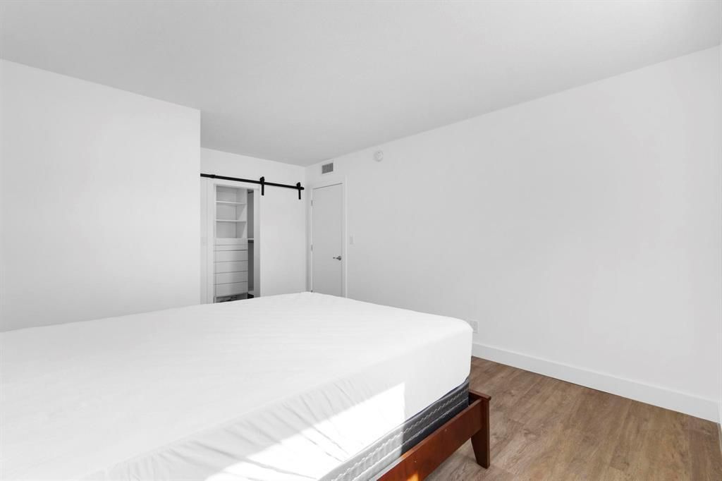 1439 S Ocean Boulevard, Unit 215, Lauderdale by the Sea, FL 33062 Photo