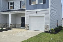 212 Sunny Hill Drive photo 4