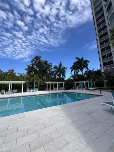5550 Heron Point Dr, Unit 305, Naples, FL 34108 Photo