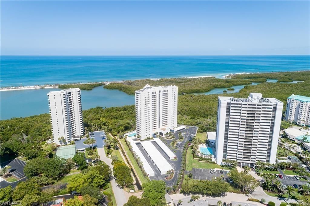 5550 Heron Point Dr, Unit 305, Naples, FL 34108 Photo
