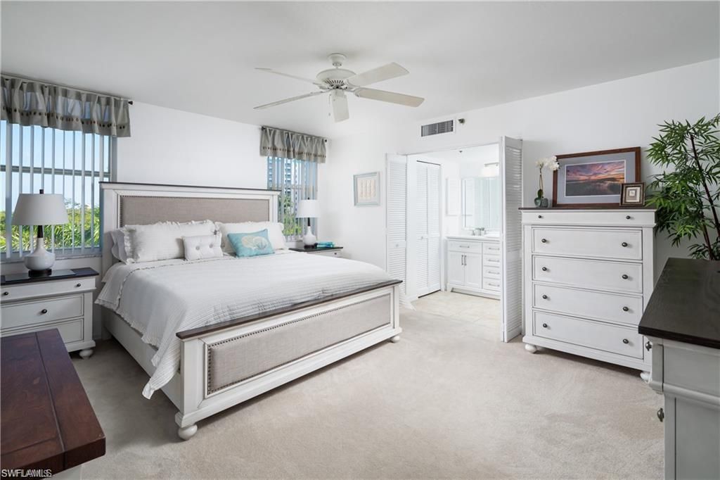 5550 Heron Point Dr, Unit 305, Naples, FL 34108 Photo