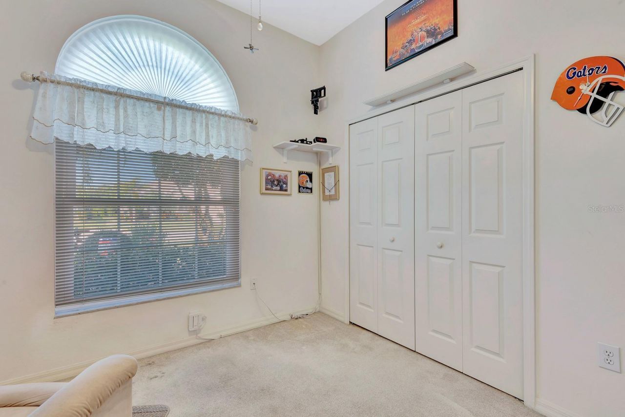 6835 Winslow Street , Sarasota, FL 34243 Photo