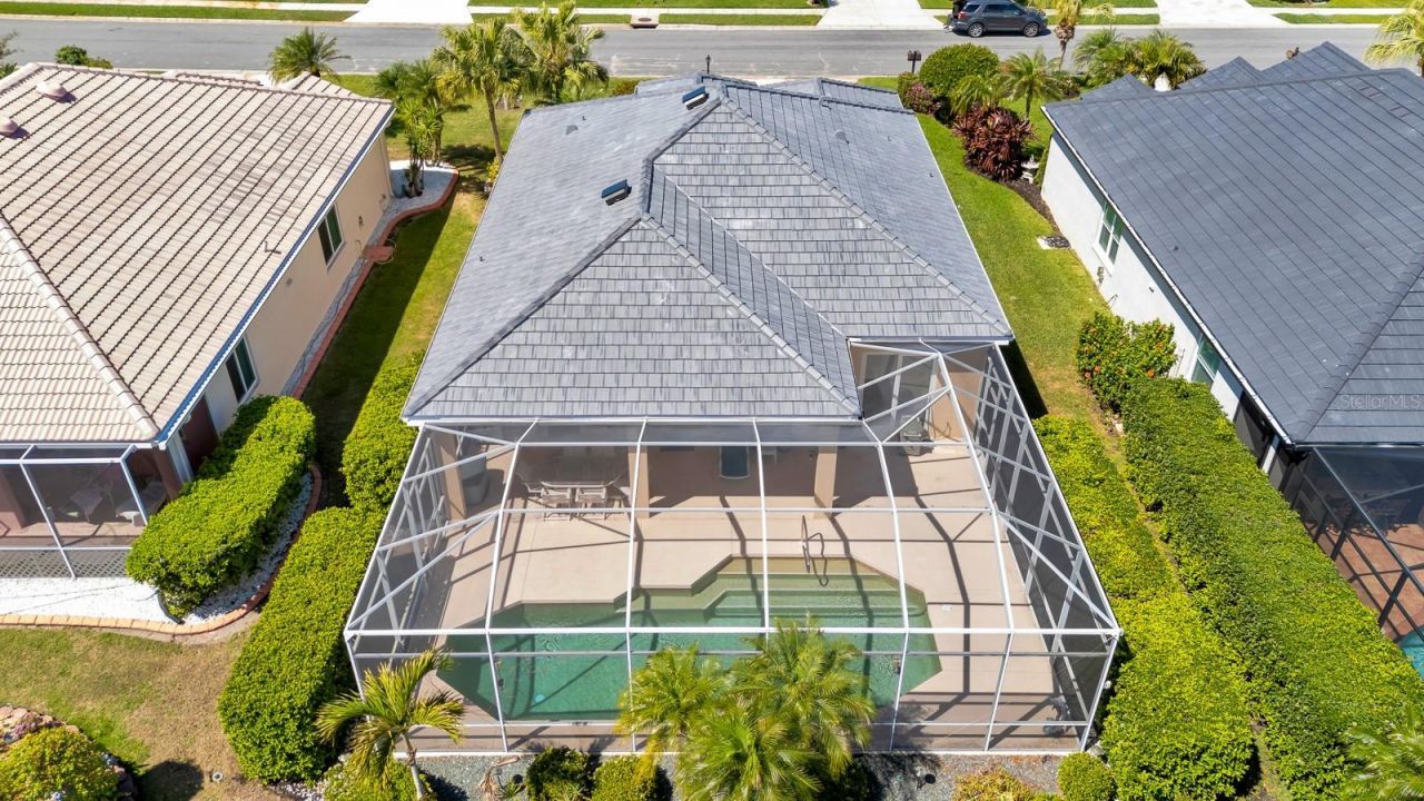 6835 Winslow Street , Sarasota, FL 34243 Photo