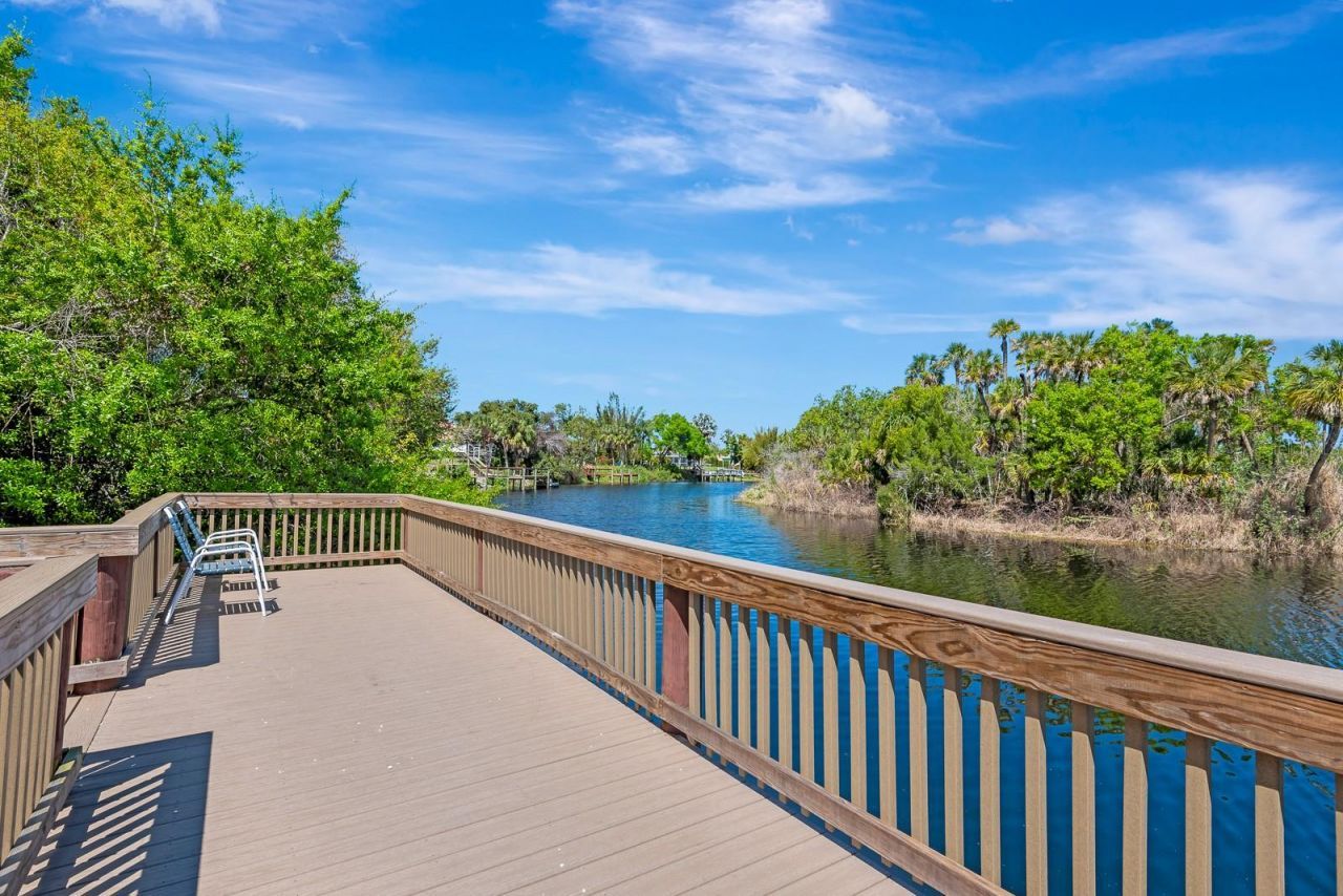 6835 Winslow Street , Sarasota, FL 34243 Photo