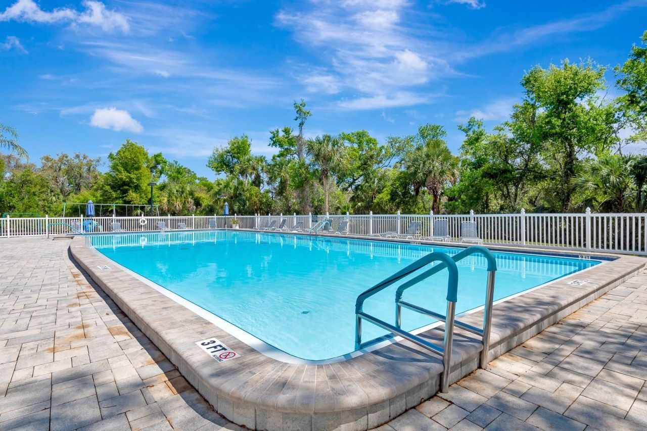 6835 Winslow Street , Sarasota, FL 34243 Photo