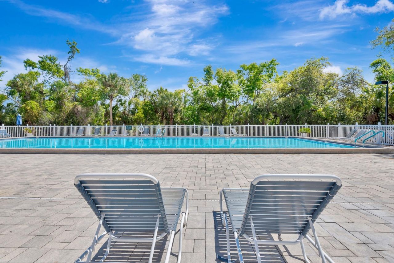 6835 Winslow Street , Sarasota, FL 34243 Photo