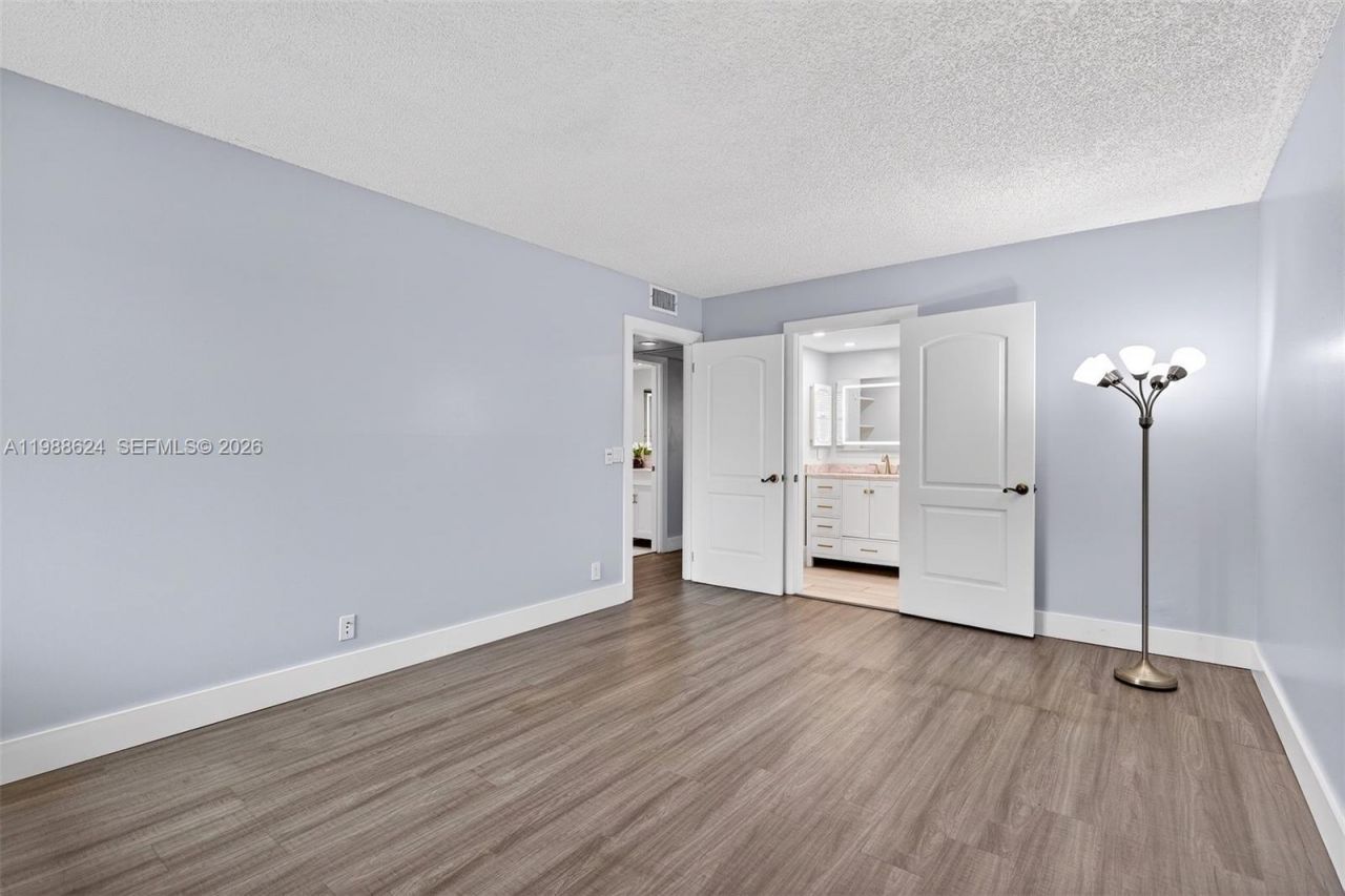 1301 SW 134th Way , Unit 313B, Pembroke Pines, FL 33027 Photo