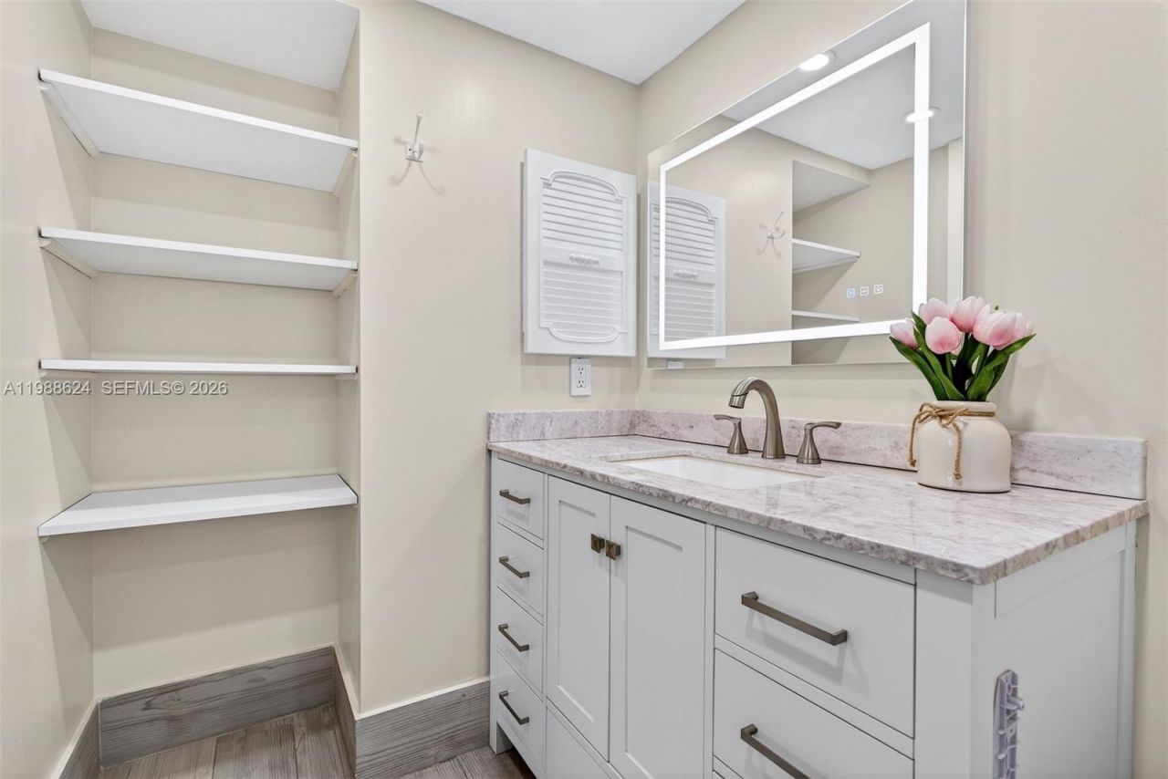 1301 SW 134th Way , Unit 313B, Pembroke Pines, FL 33027 Photo